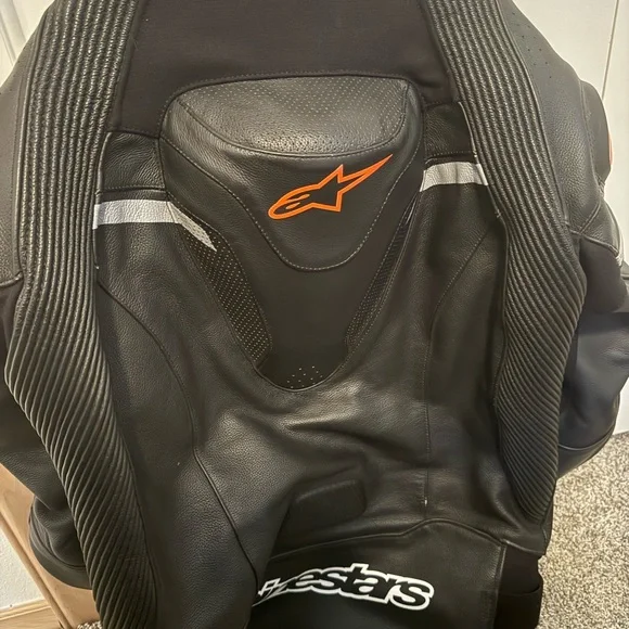 Alpinestars GP Plus R Leather Motorcycle Jacket Tech-Air Compatible Size 42 - Picture 6 of 8